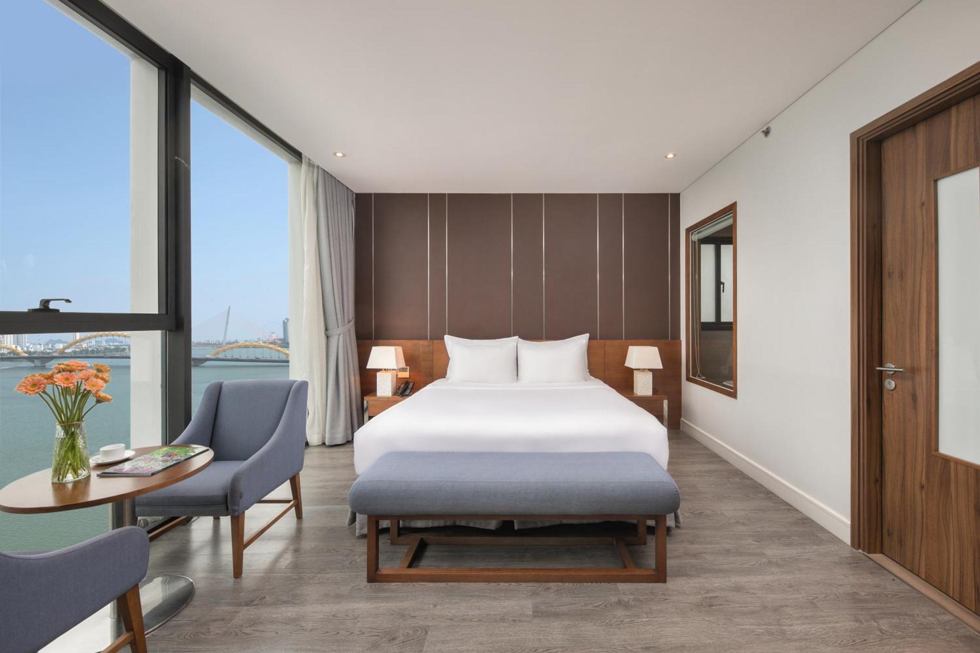 Avora Hotel Da Nang Buitenkant foto