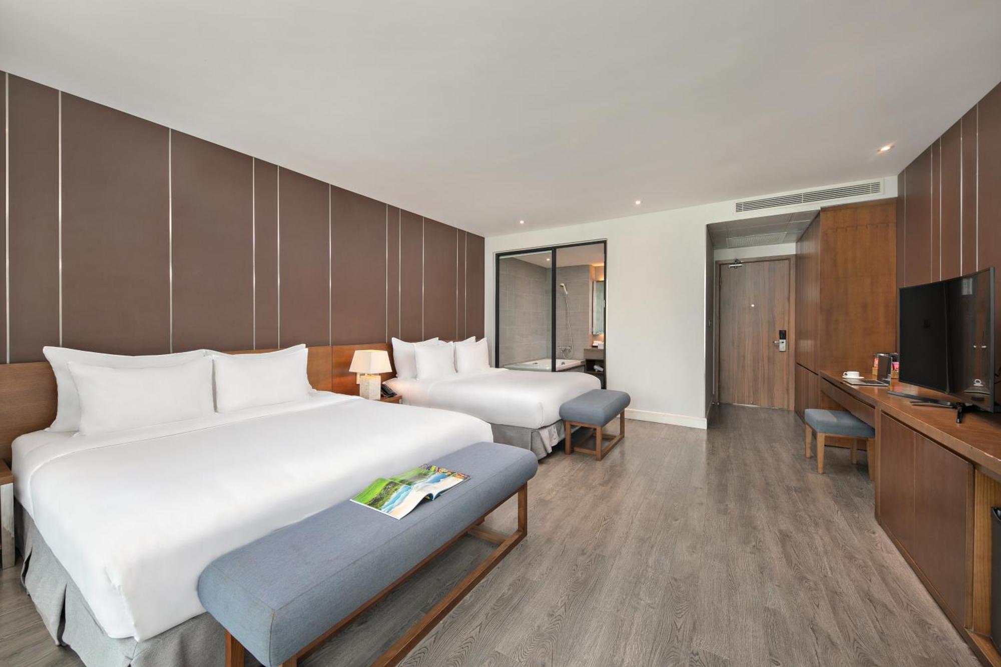 Avora Hotel Da Nang Buitenkant foto