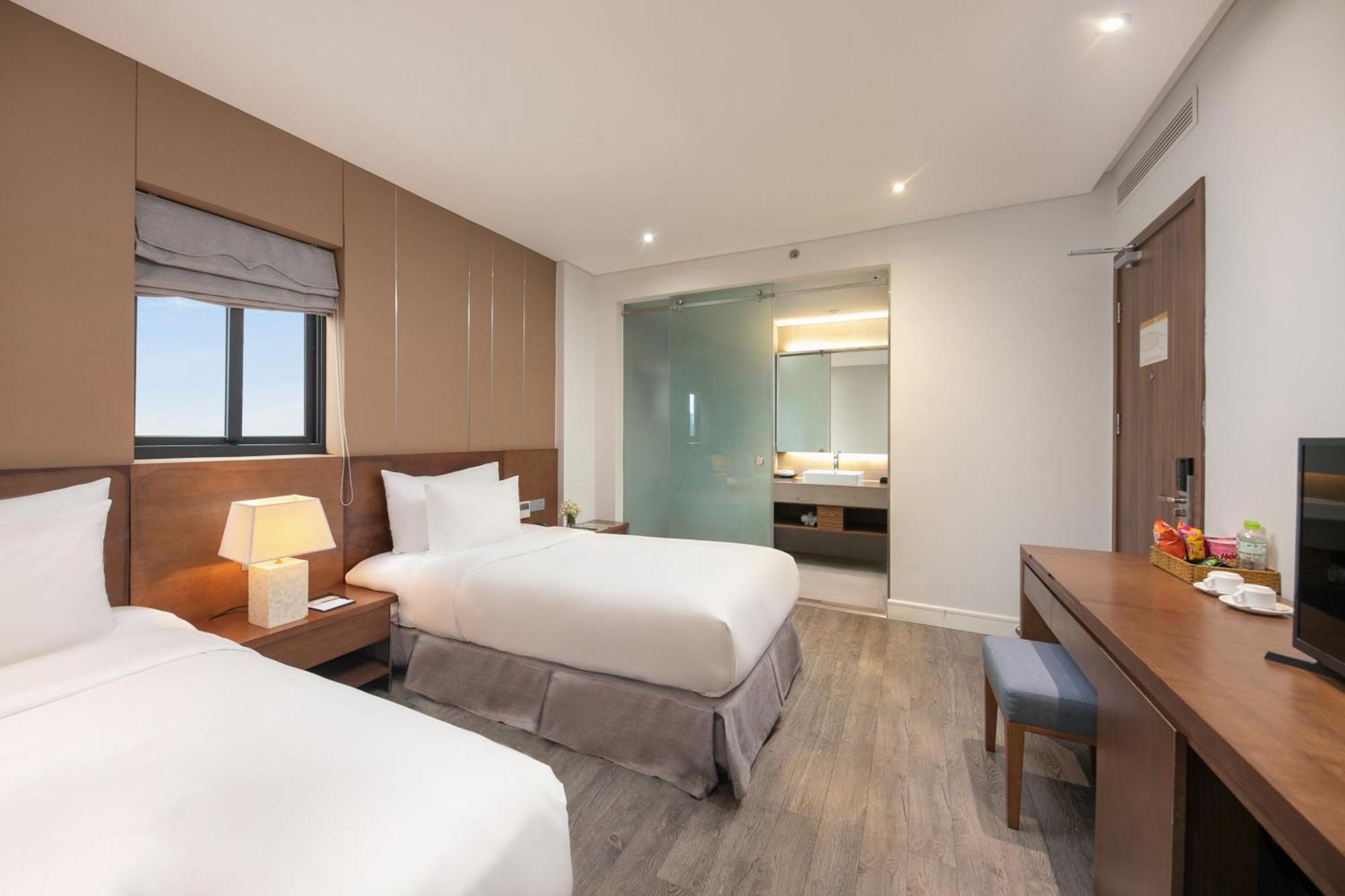 Avora Hotel Da Nang Buitenkant foto