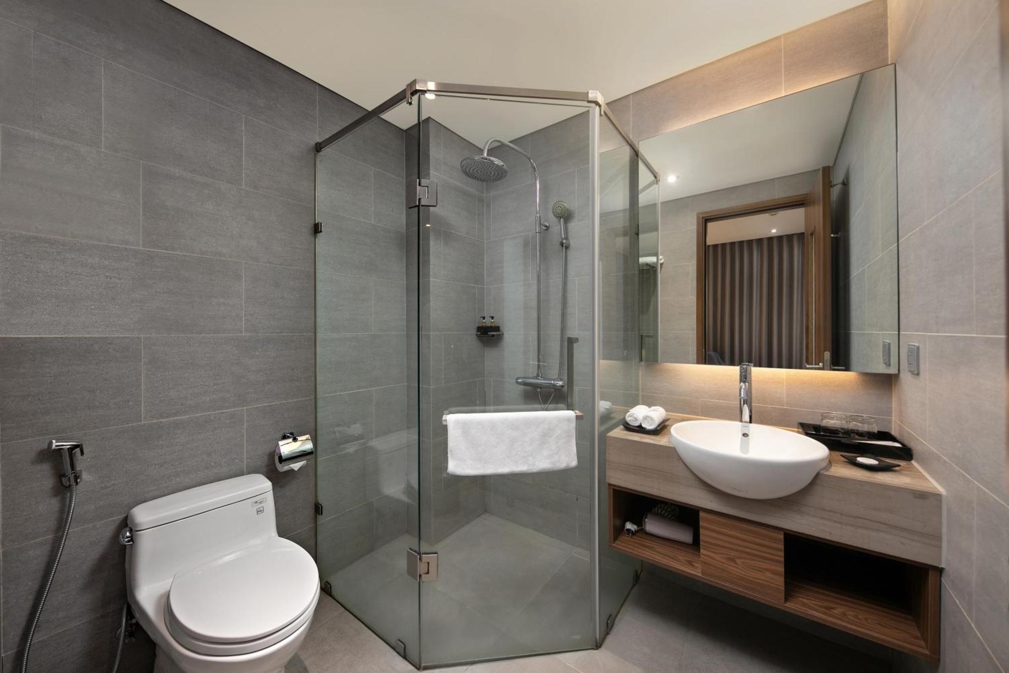 Avora Hotel Da Nang Buitenkant foto